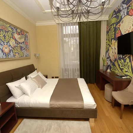 Hotel Shato Luxe 3*