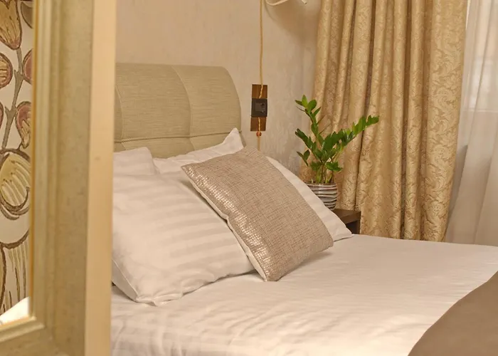 Shato Luxe 3* Odessa