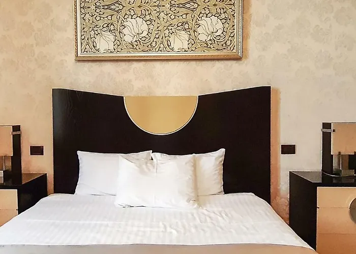 Shato Luxe 3* Odessa