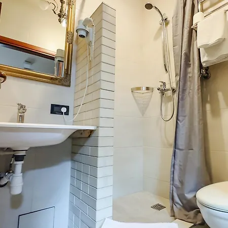 Shato Luxe 3* Odessa