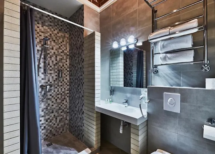 Shato Luxe 3* Odessa