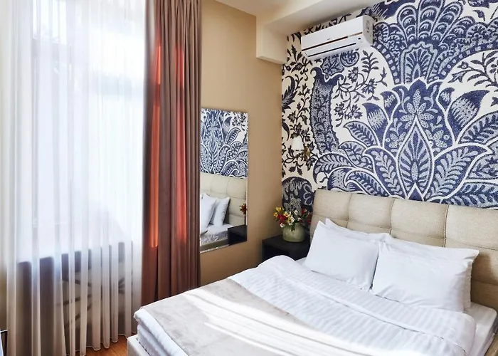 Shato Luxe 3* Odessa