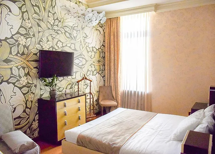 Shato Luxe 3* Odessa